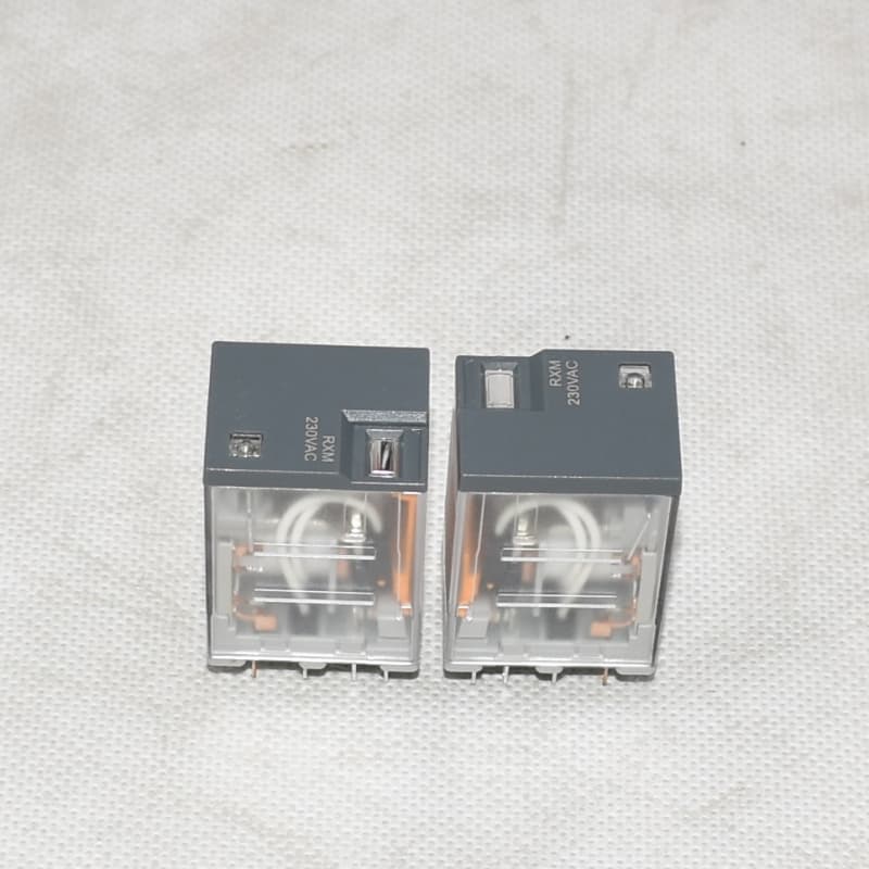 RXM4LB2P7 Miniature Relay 3A
