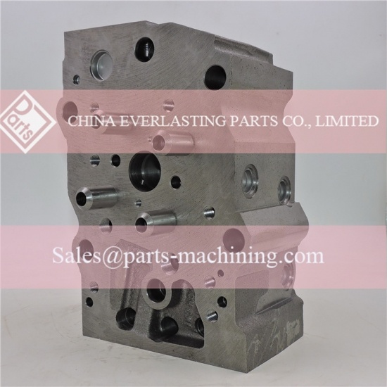 Remplacement de la culasse du moteur cummins K19 3015882
