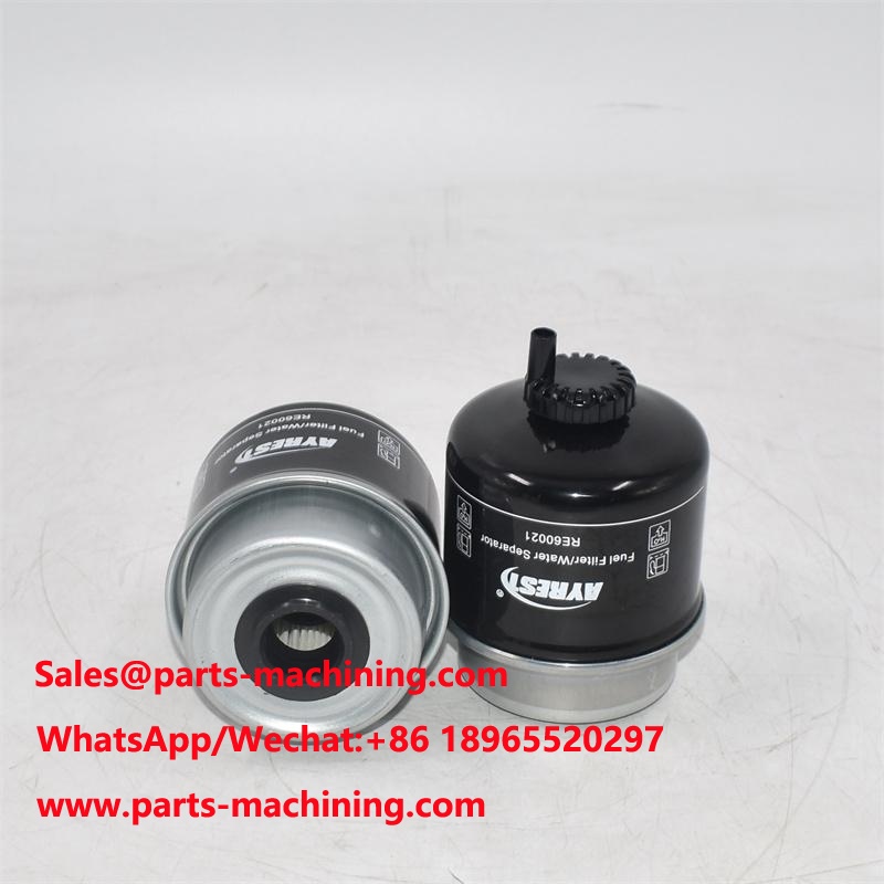 RE60021 Remplacement du filtre à carburant L8683F