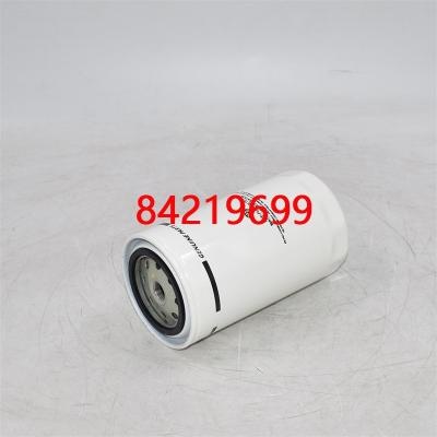 Filtre à carburant pour chargeuse sur pneus 84219699 84348882