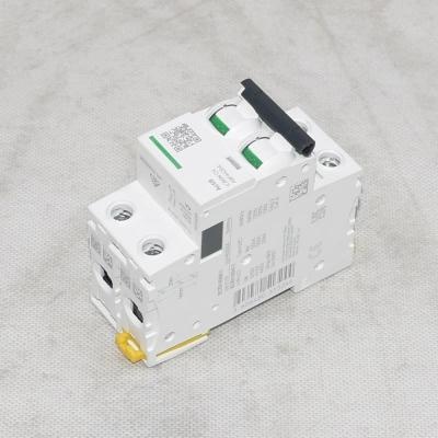 Disjoncteur miniature A9F44204 IC60N C 4A 25 kA