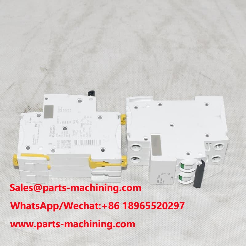 Meilleur disjoncteur A9F38232 IC65L-C32A-2P