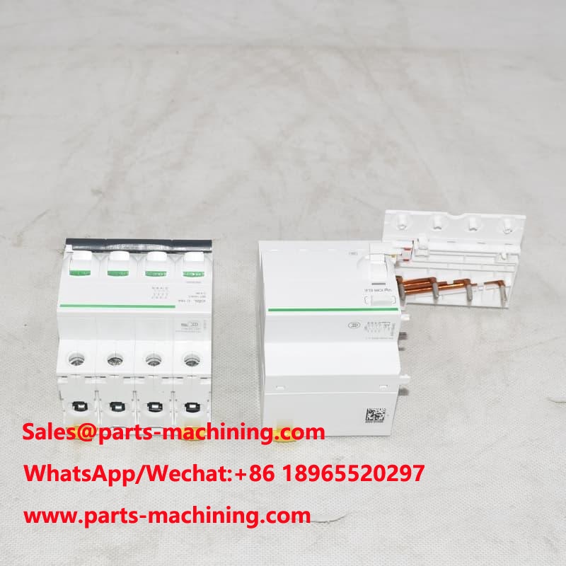 Disjoncteur miniature IC65L-C16A-4P VEA 100MA