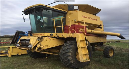 NEW HOLLAND Combine TR86 Quelques pièces importantes
